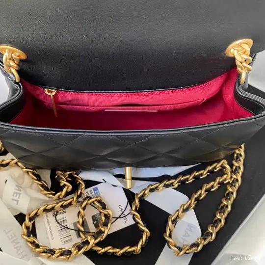 First Bag Ru CHANEL FLAP BAG 0524